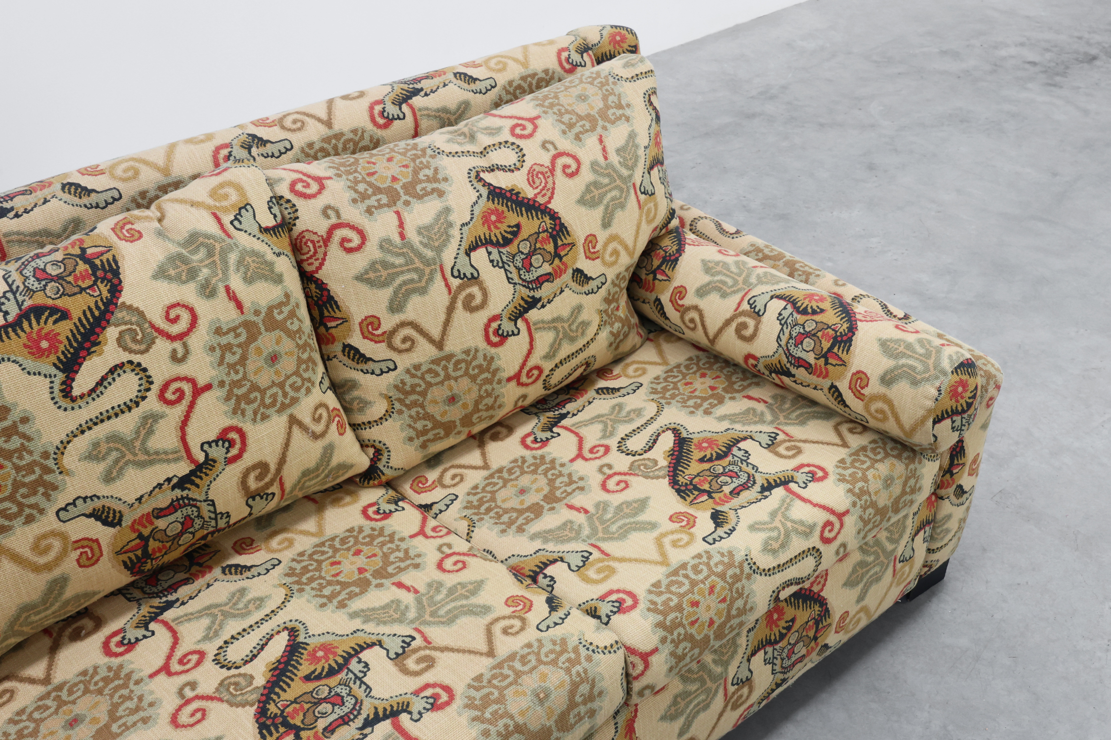 Hollywood Regency 3-seater sofa with Lion‑Motif Upholstery, Italy ca. 1990thumbnail